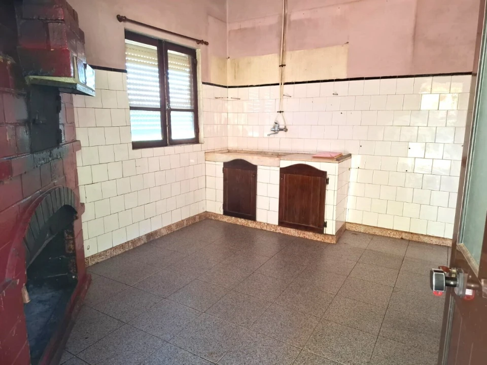 Moradia T3 para Venda em São Miguel do Mato Foto 4