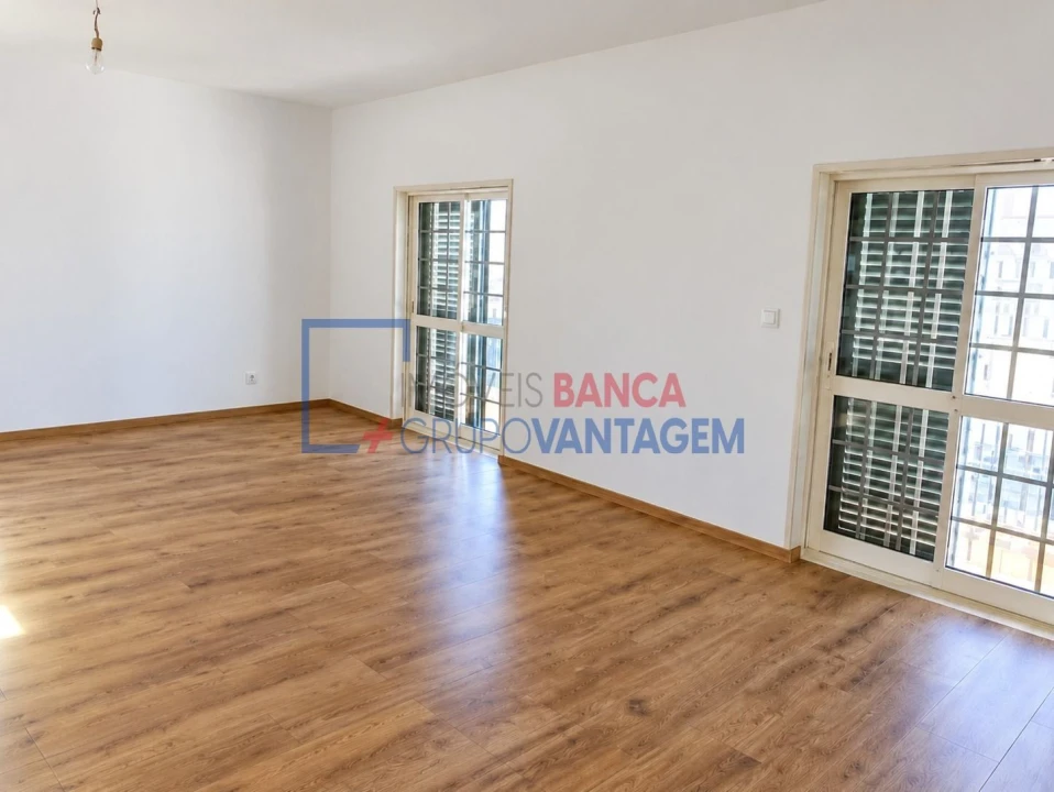 Moradia T3 para Venda em Alverca do Ribatejo e Sobralinho Foto 3
