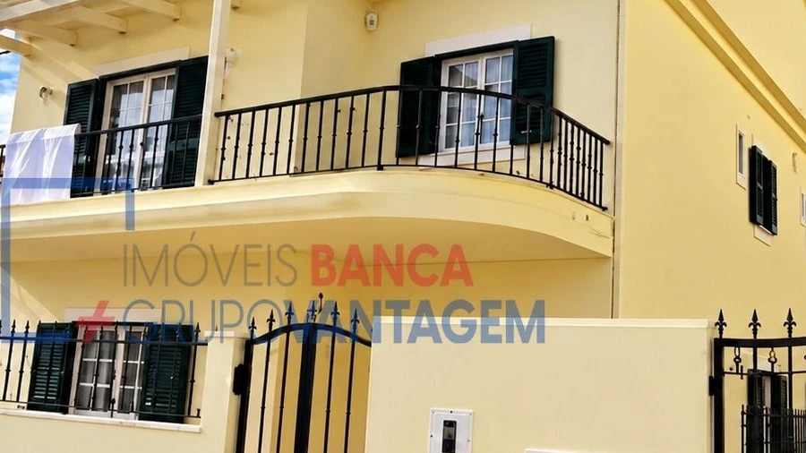 Moradia T3 para Venda em Alverca do Ribatejo e Sobralinho