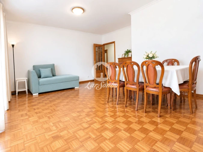 Apartamento T2 para Venda em Arcozelo Foto 9