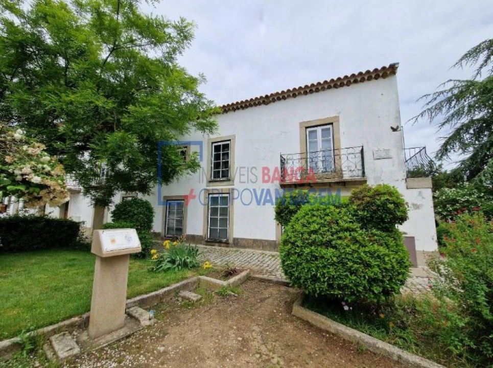 Prédio para Venda em Almeida Foto 1