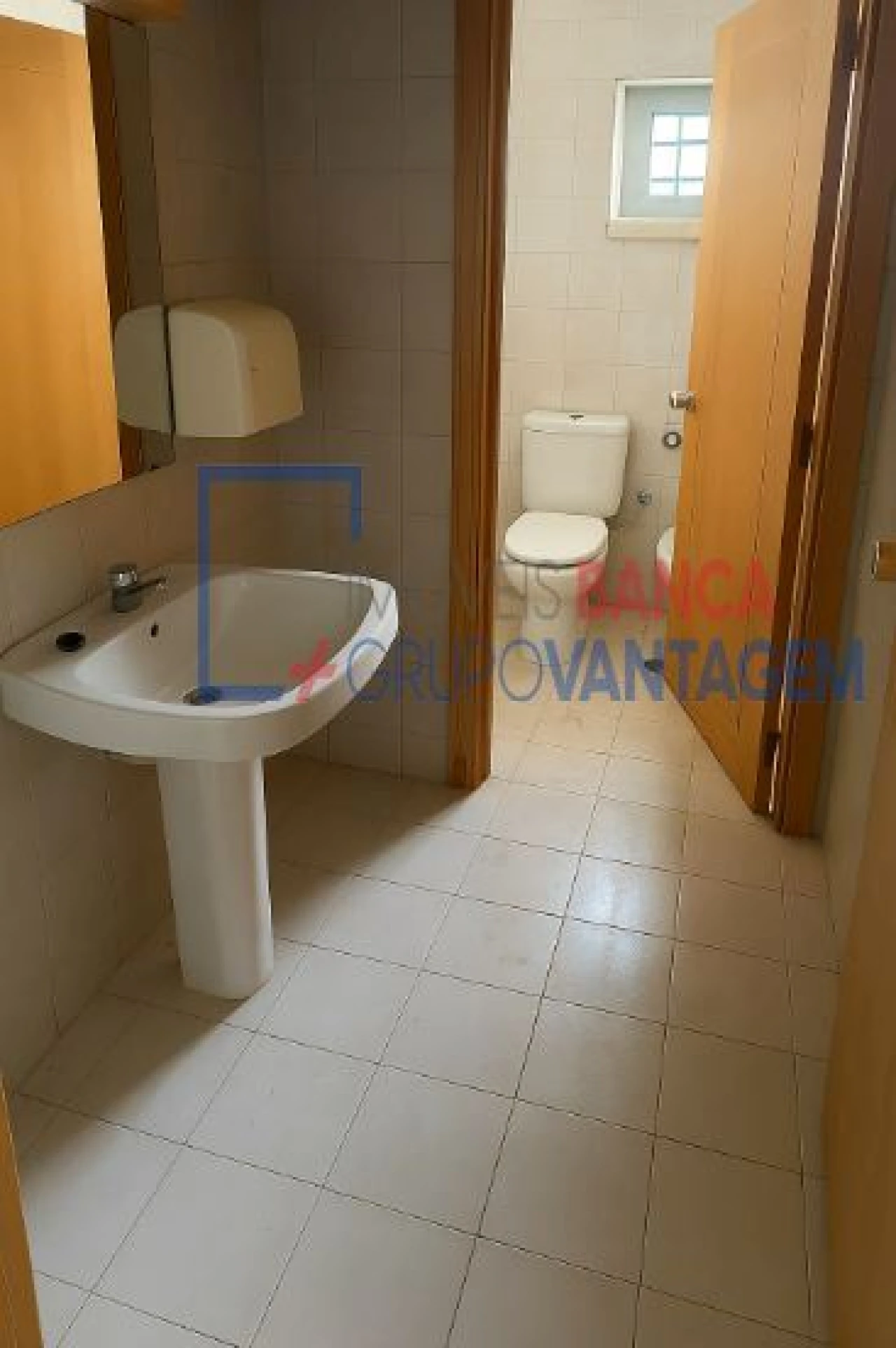 Prédio para Venda em Almeida Foto 13