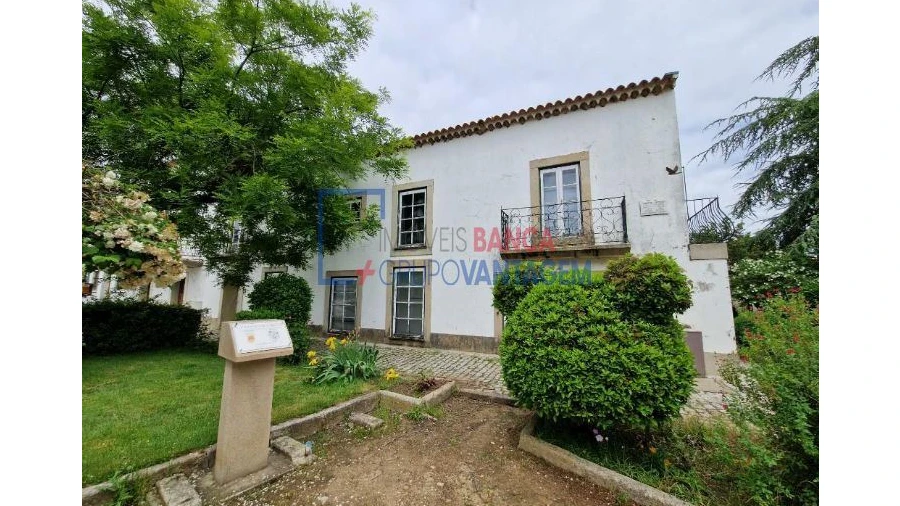 Prédio para Venda em Almeida