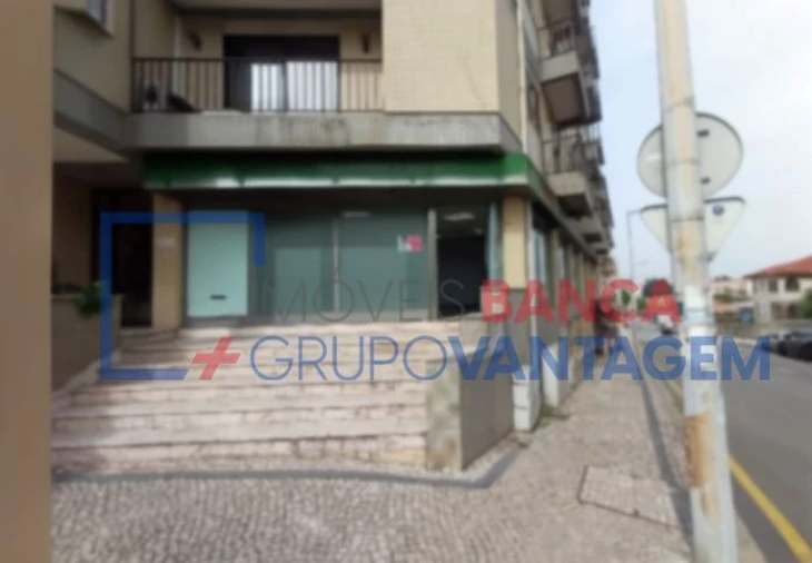 Loja para Venda em São João da Madeira Foto 8