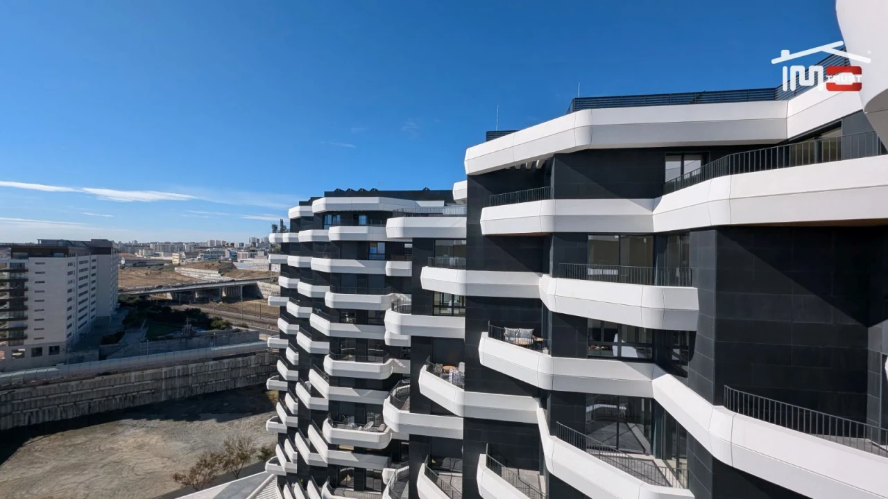 Apartamento T1 para Venda em Parque das Nações Foto 33