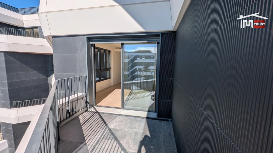 Apartamento T1 para Venda em Parque das Nações Foto 34