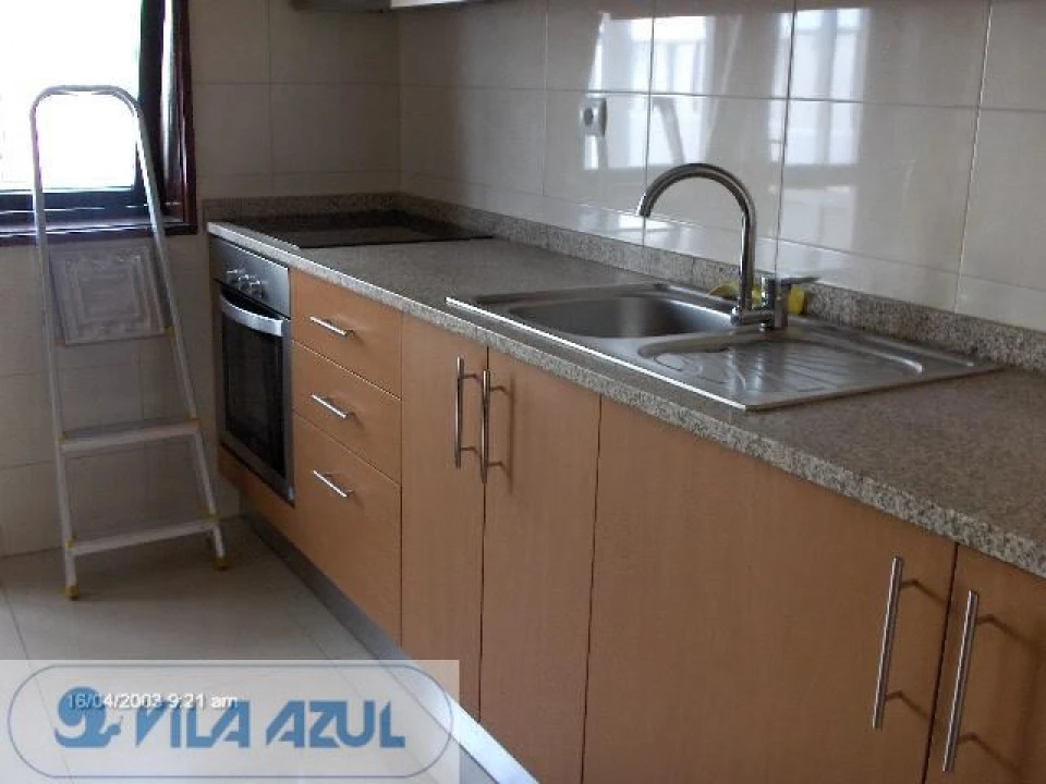 Apartamento T2 para Arrendamento em Cedofeita, Santo Ildefonso, Sé, Miragaia, São Nicolau e Vitória Foto 1