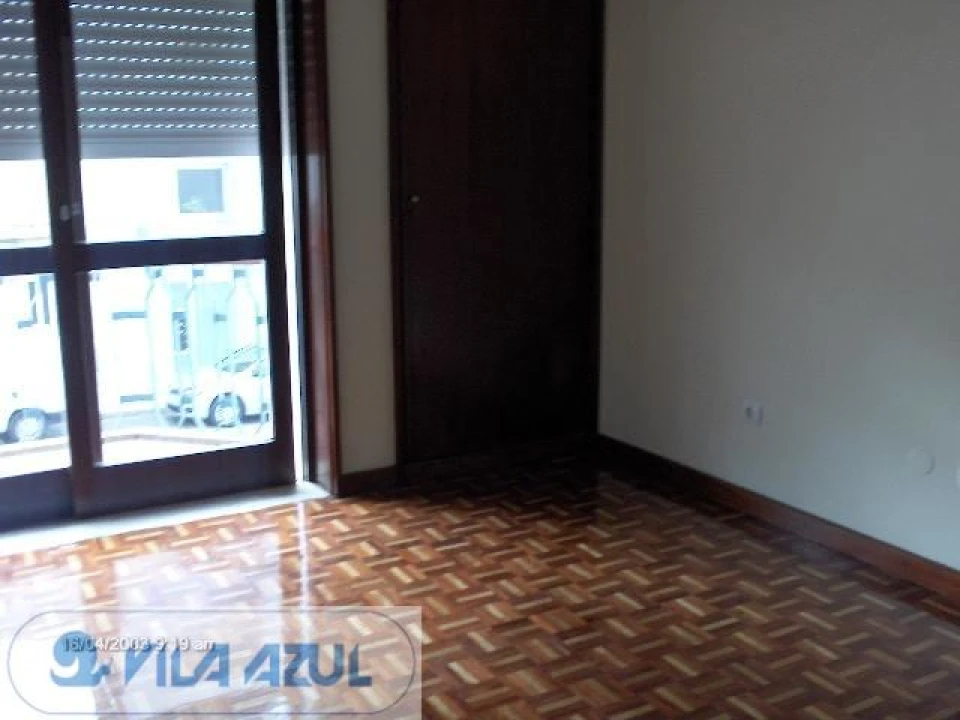 Apartamento T2 para Arrendamento em Cedofeita, Santo Ildefonso, Sé, Miragaia, São Nicolau e Vitória Foto 4