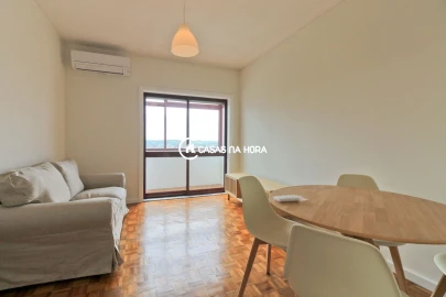 Apartamento T1 para Venda em Cidade da Maia
