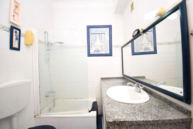 Apartamento T2 para Venda em Agualva e Mira-Sintra Foto 20