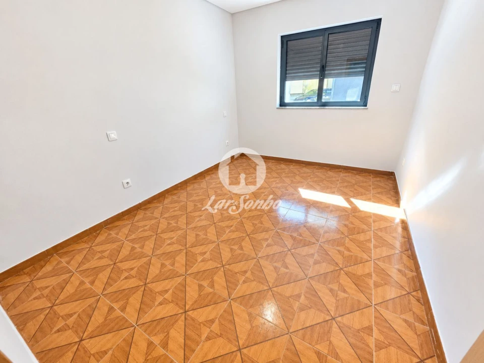 Apartamento T3 para Arrendamento em Apúlia e Fão Foto 4