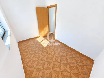 Apartamento T3 para Arrendamento em Apúlia e Fão