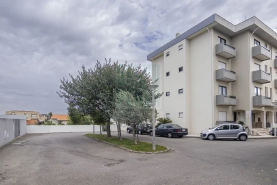 Apartamento T3 para Venda em Paços de Brandão