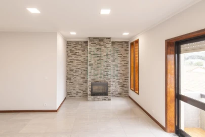 Apartamento T3 para Venda em Paços de Brandão