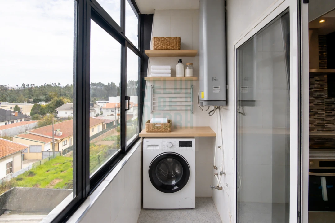Apartamento T3 para Venda em Paços de Brandão Foto 14
