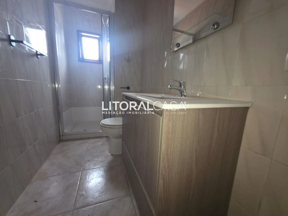 Apartamento T3 para Venda em Eixo e Eirol Foto 12