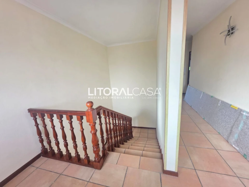 Apartamento T3 para Venda em Eixo e Eirol Foto 23