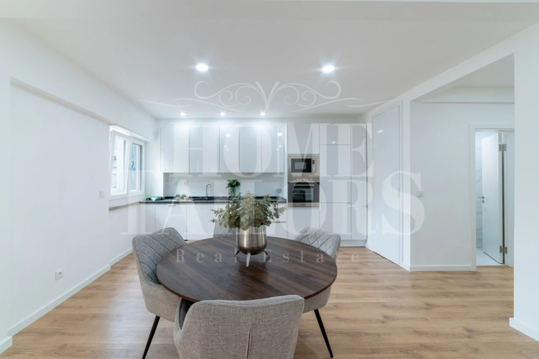 Apartamento T3 para Venda em Benfica Foto 9