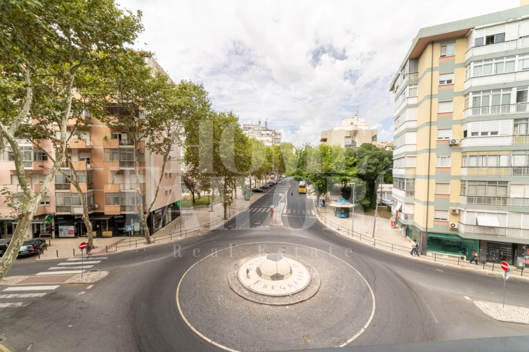 Apartamento T3 para Venda em Benfica Foto 12
