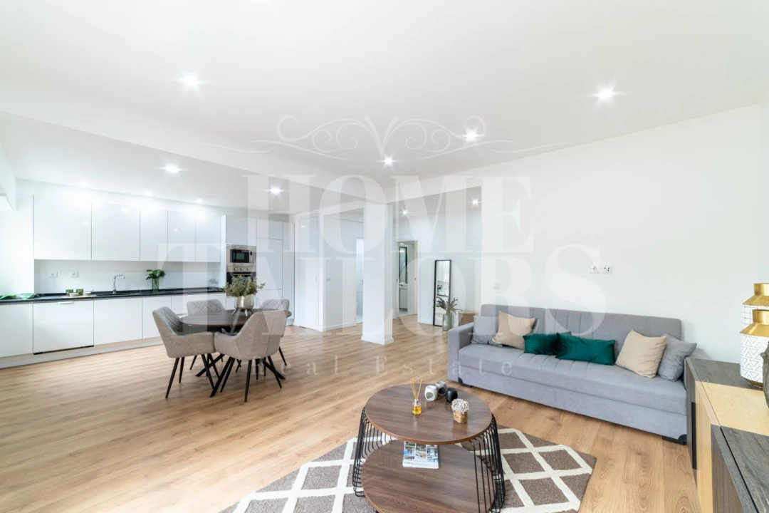 Apartamento T3 para Venda em Benfica Foto 1