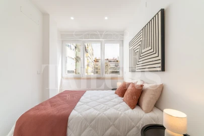 Apartamento T3 para Venda em Benfica