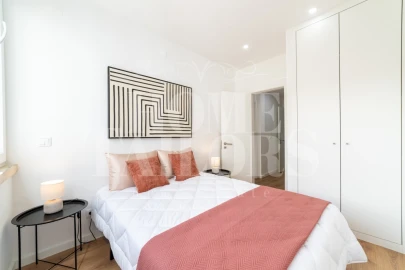 Apartamento T3 para Venda em Benfica