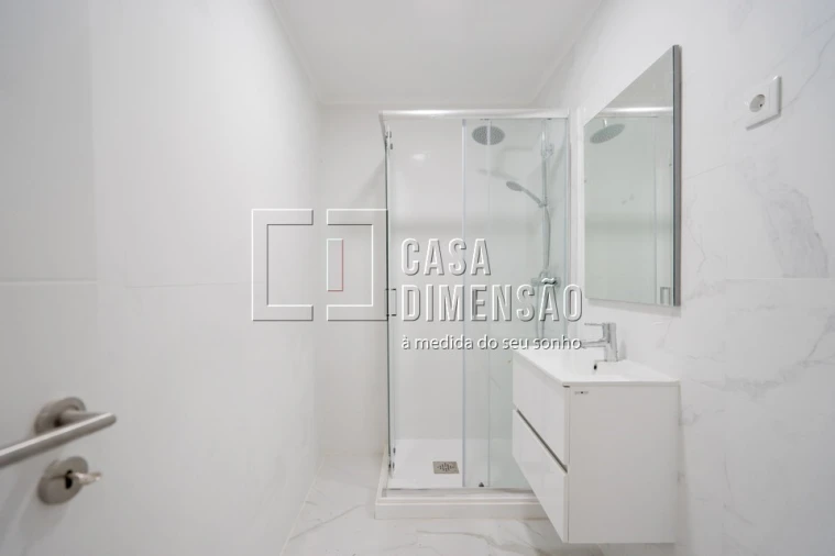 Apartamento T2 para Venda em Mina de Água Foto 13
