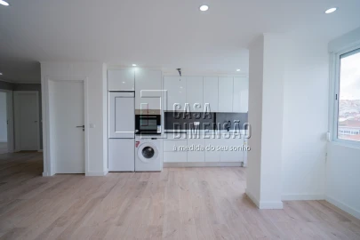 Apartamento T3 para Venda em Odivelas