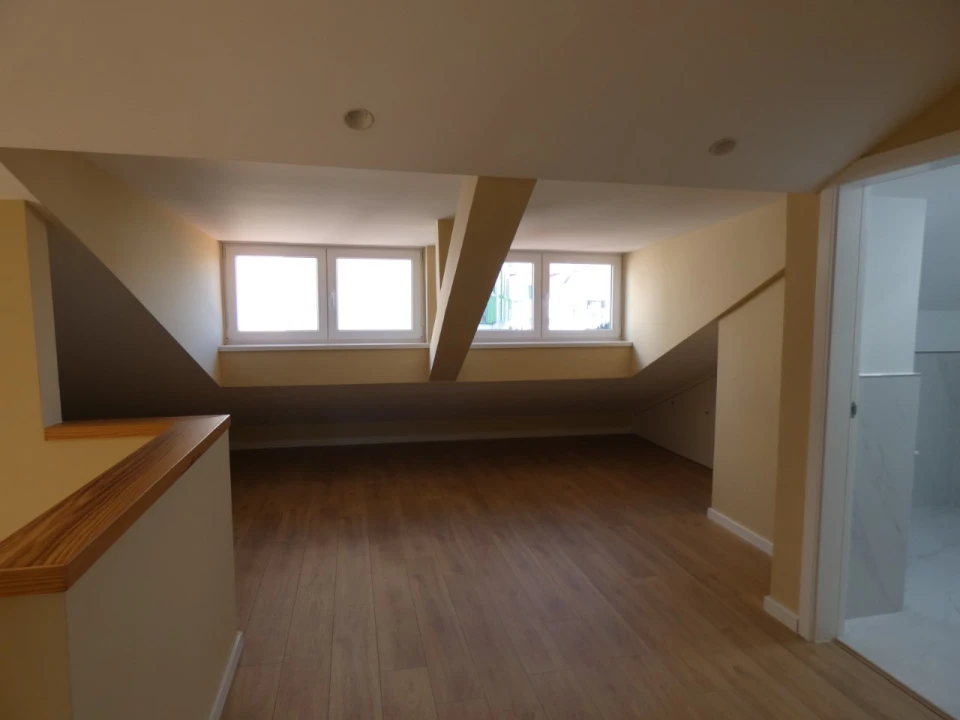 Apartamento T2 para Venda em Massamá e Monte Abraão Foto 14