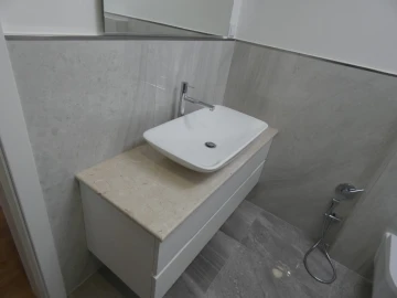 Apartamento T2 para Venda em Massamá e Monte Abraão
