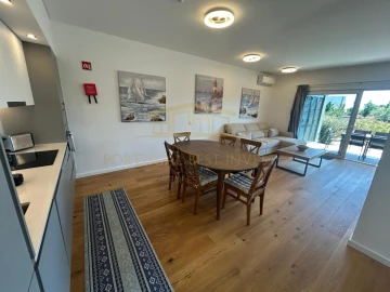 Apartamento T3 para Venda em Ferragudo