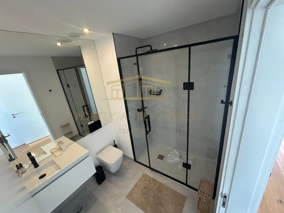 Apartamento T3 para Venda em Ferragudo Foto 40