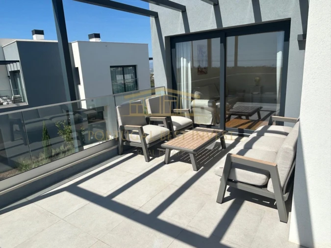 Apartamento T3 para Venda em Ferragudo Foto 2