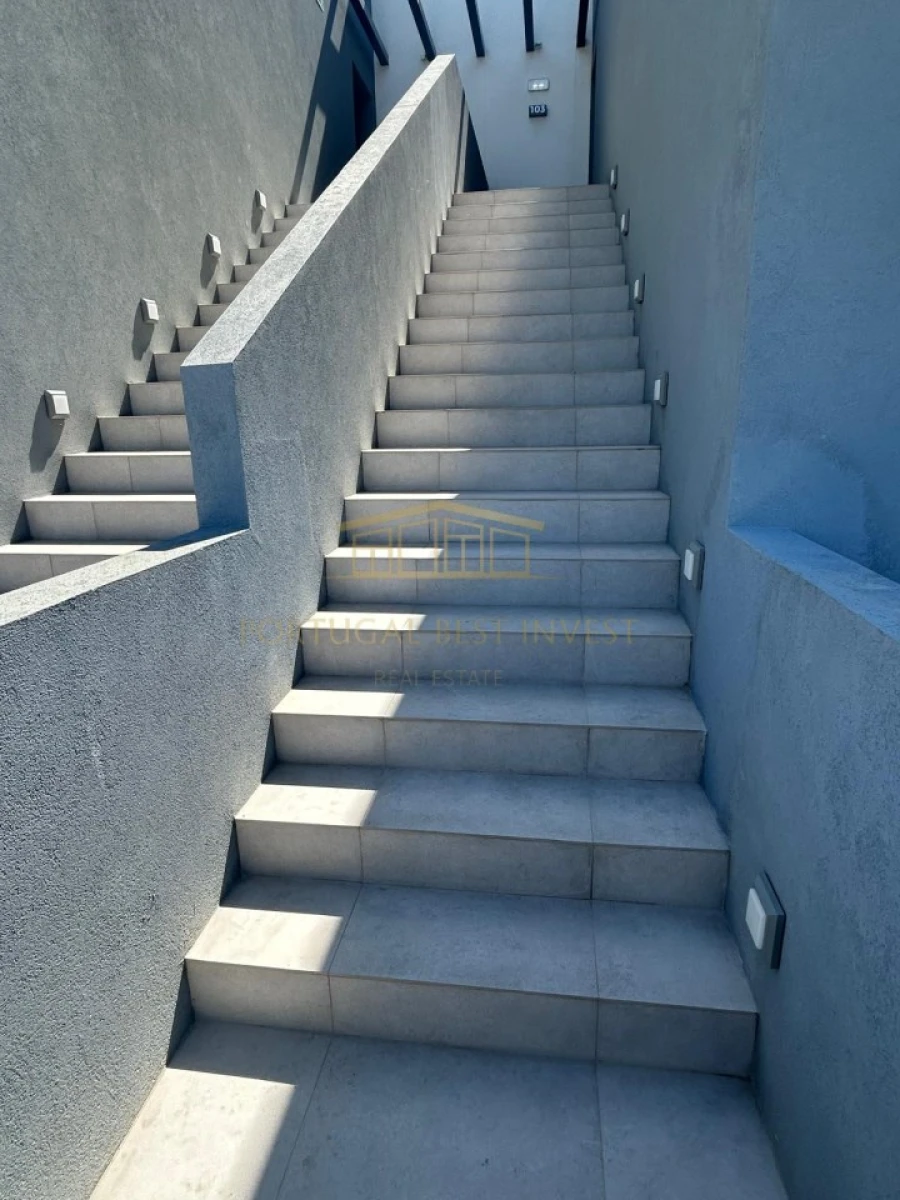 Apartamento T3 para Venda em Ferragudo Foto 31