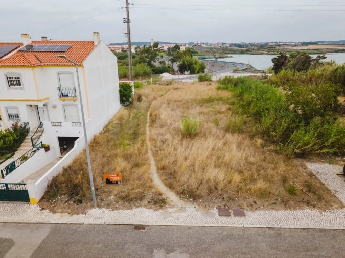 Terreno para Venda em Atouguia da Baleia Foto 9