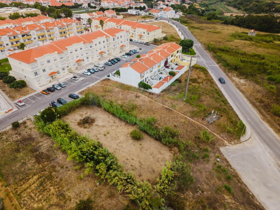 Terreno para Venda em Atouguia da Baleia Foto 5
