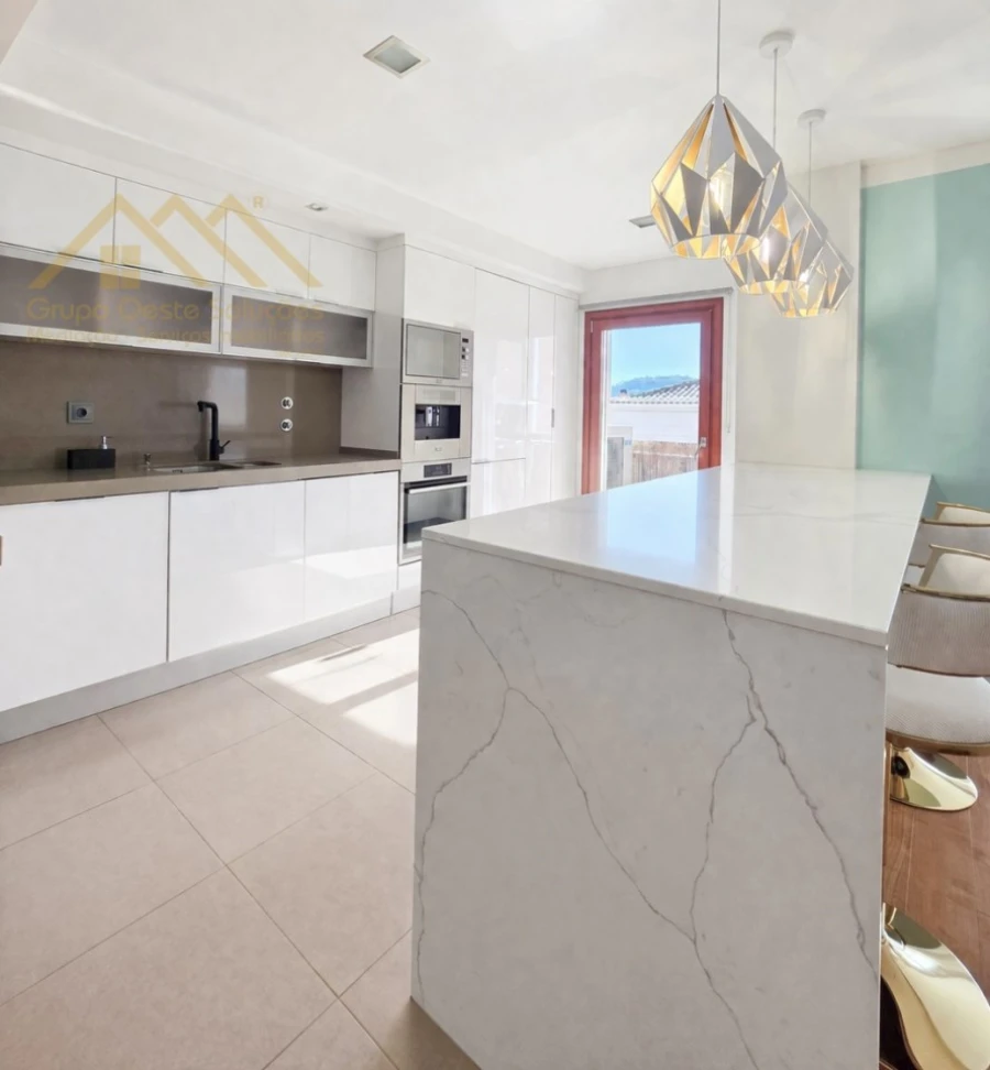Apartamento T2 para Venda em Milharado Foto 4