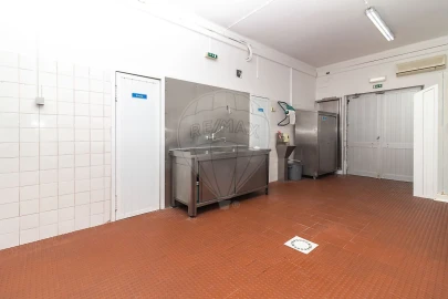 Moradia T5 para Venda em Samora Correia