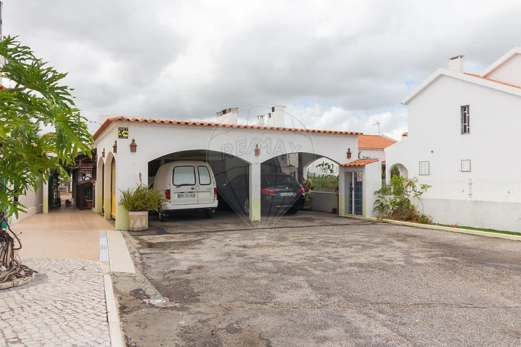 Moradia T5 para Venda em Samora Correia Foto 15