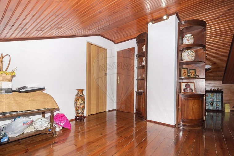 Moradia T5 para Venda em Samora Correia Foto 17