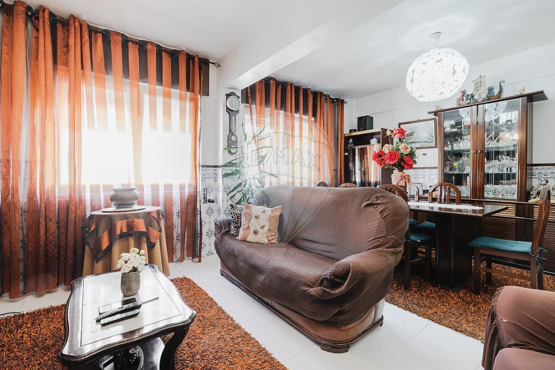 Apartamento T3 para Venda em Vila Franca de Xira Foto 16