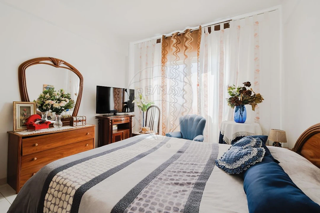 Apartamento T3 para Venda em Vila Franca de Xira Foto 5