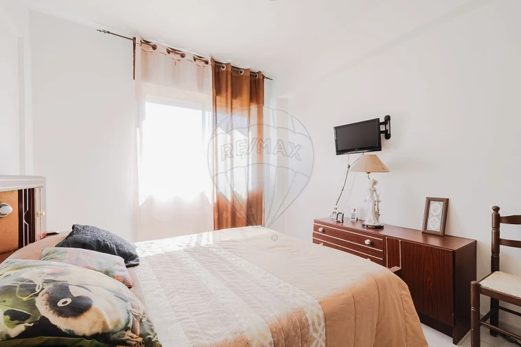 Apartamento T3 para Venda em Vila Franca de Xira Foto 9