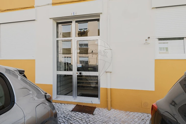 Apartamento T3 para Venda em Vila Franca de Xira Foto 28