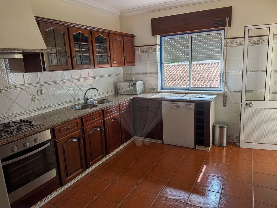 Apartamento T3 para Arrendamento em Alpiarça Foto 27