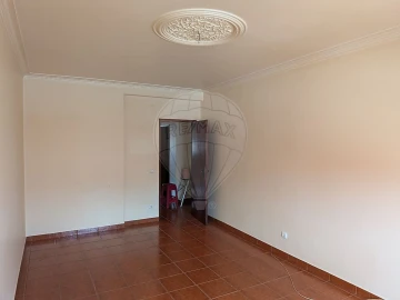Apartamento T3 para Arrendamento em Alpiarça