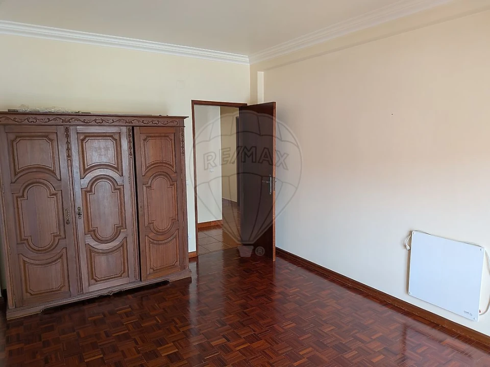 Apartamento T3 para Arrendamento em Alpiarça Foto 6