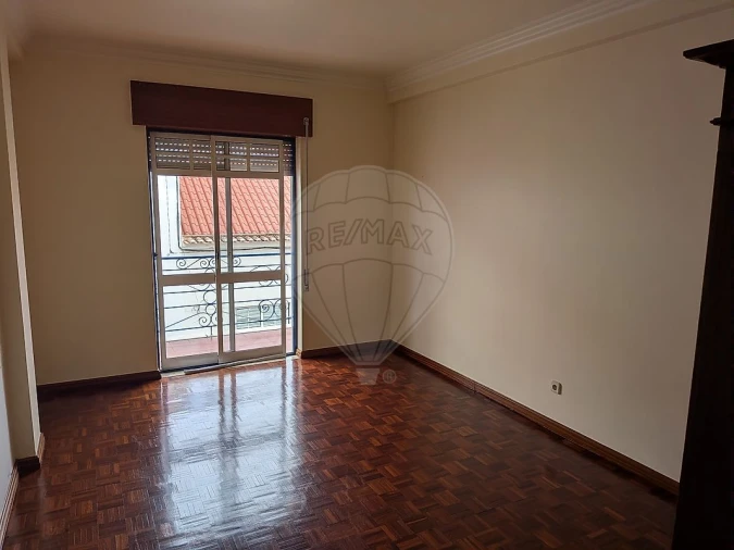 Apartamento T3 para Arrendamento em Alpiarça Foto 7