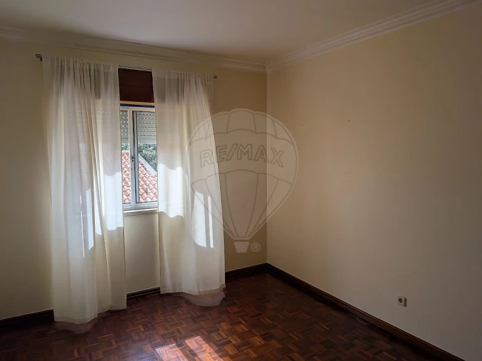 Apartamento T3 para Arrendamento em Alpiarça Foto 10