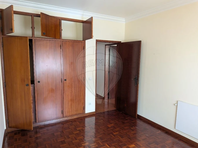 Apartamento T3 para Arrendamento em Alpiarça Foto 11